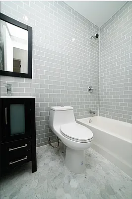 Rented by Compass | media 21