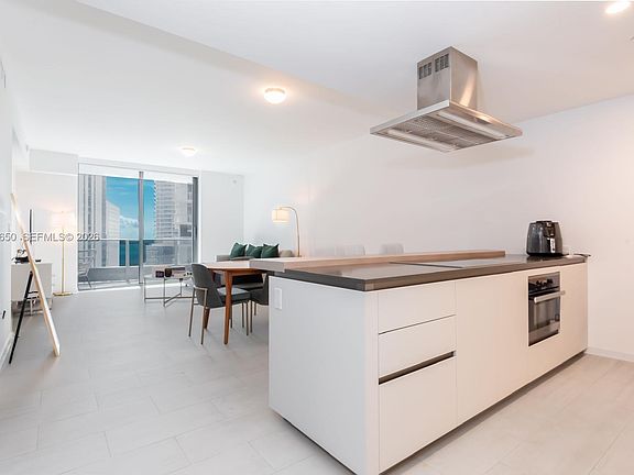 4th image of 1000 Brickell Plz Unit 2603
