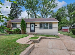 185 Eldorado Dr, Florissant, MO