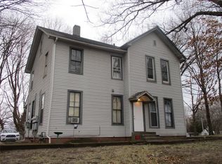 1701 Hulman St APT 2, Terre Haute, IN