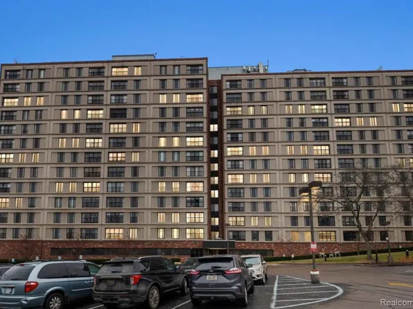 21800 Morley Ave APT 1202, Dearborn, MI 48124