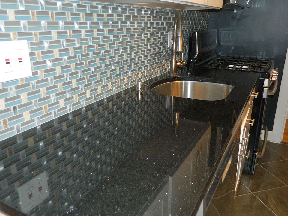 1st image of 60 Broad St W APT 1B