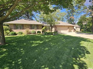 82 Cedar Ct, Geneseo, IL 61254