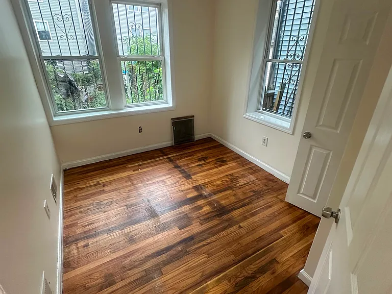 72 Norwood St #1F — Photo 4