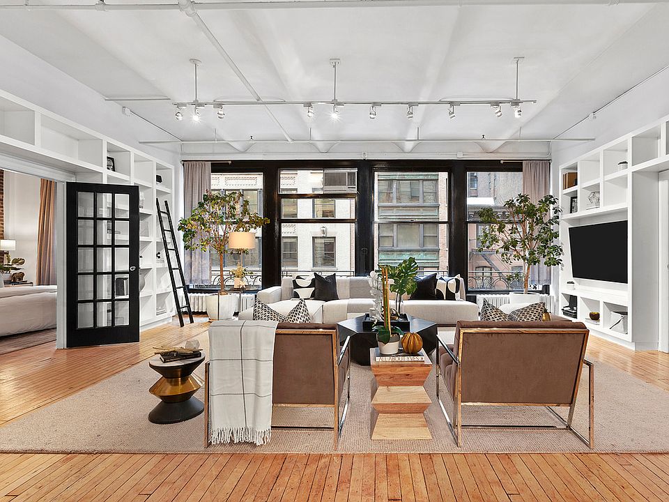 1st image of 14 W 17th St APT 4N