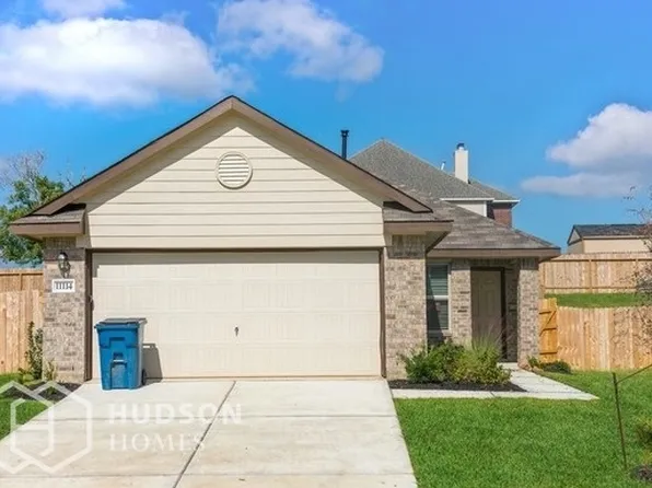 11114 N Lake Mist Ln, Willis, TX 77318