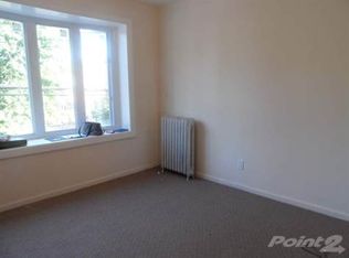 10508 34th Ave, Corona, NY 11368