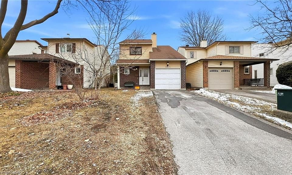 1st image of 1445 Gaultois Ave