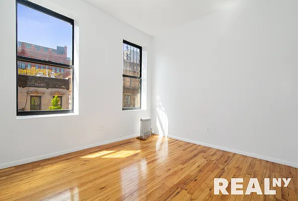 Rented by REAL New York | media 4