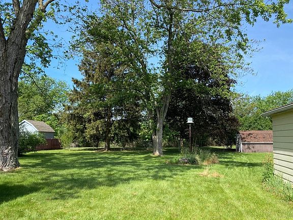 4th image of 505 Orchard Ln