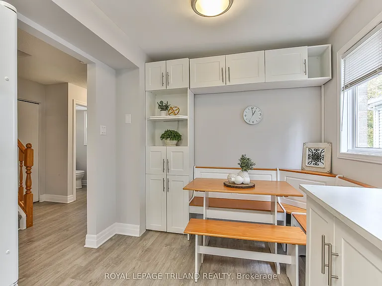 952 Thistledown Way — Photo 12