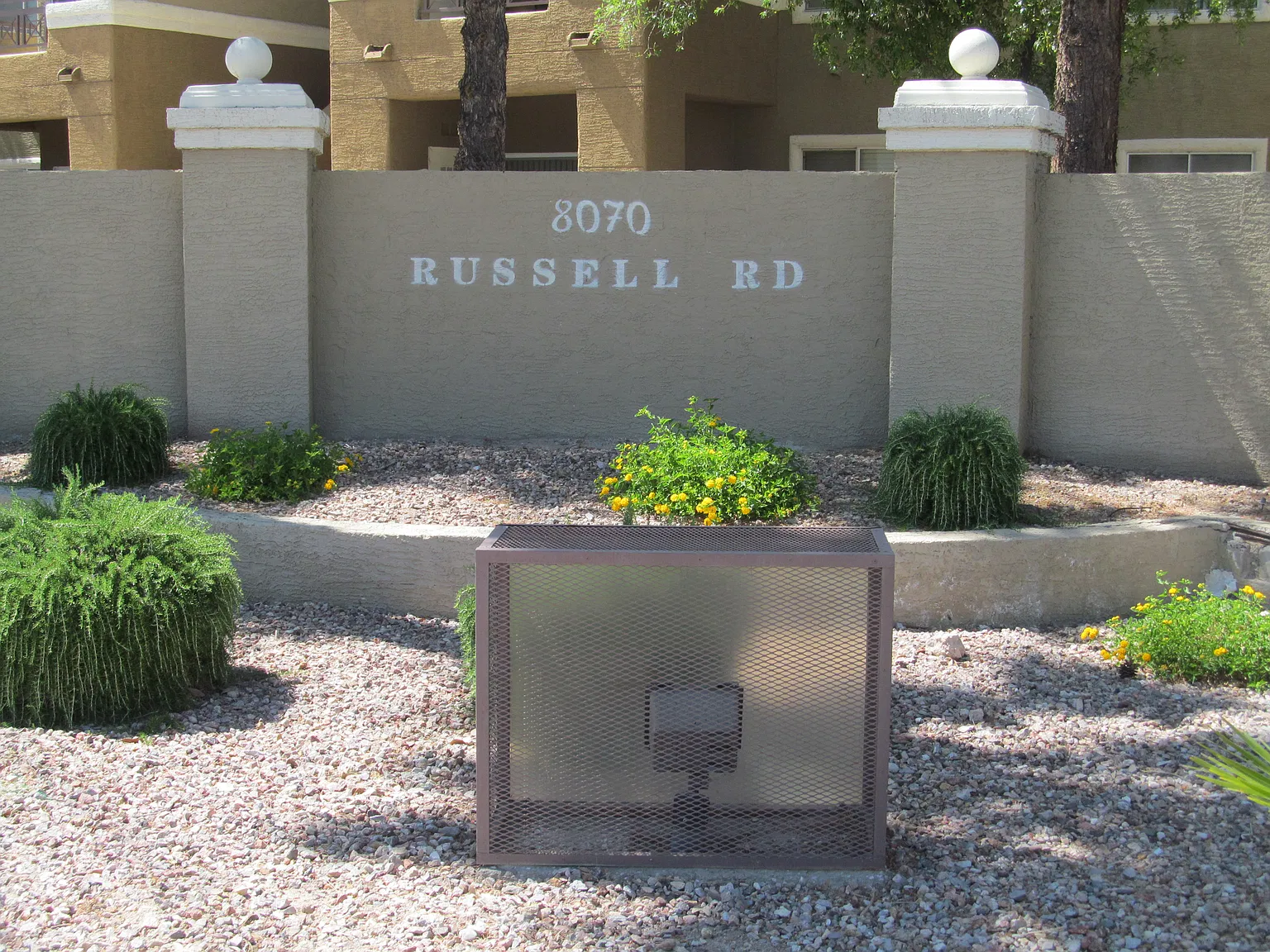 2 bed, 948 sqft, $1,290 — Photo 2