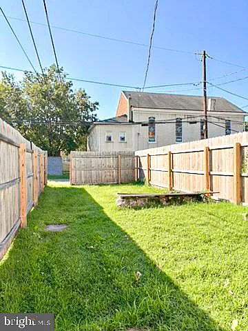 310 E Miner St — Photo 9