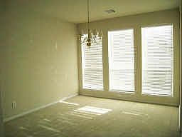5th image of 939 Garden Land Ct