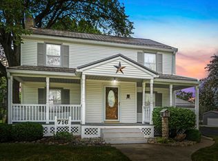 716 S Peters St, Garrett, IN 46738