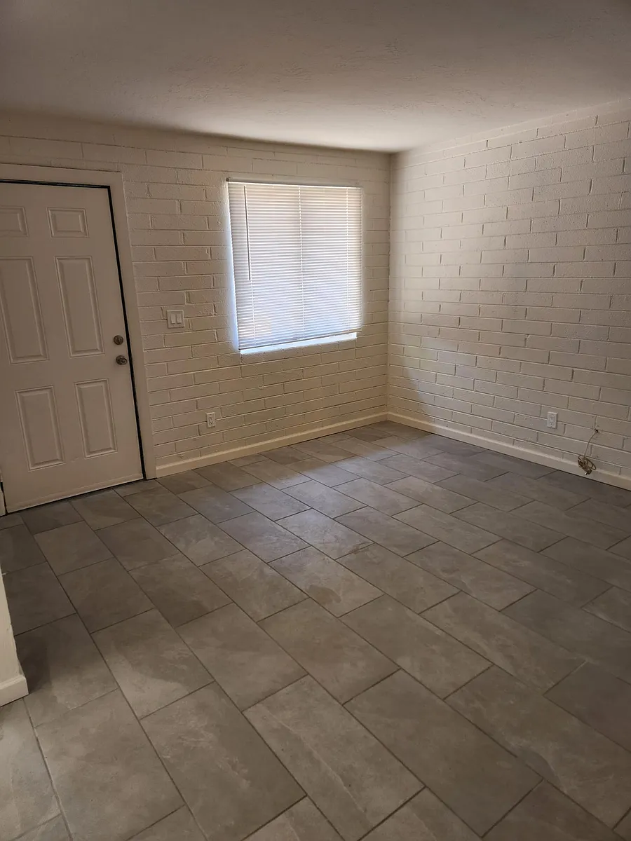 Living Room - 9623 N 10th Ave #2