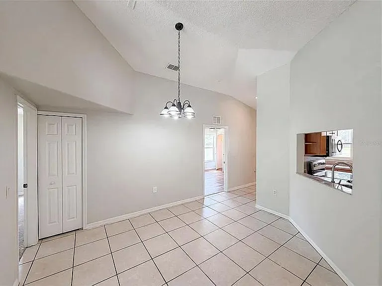8373 Pinewood Ave — Photo 6
