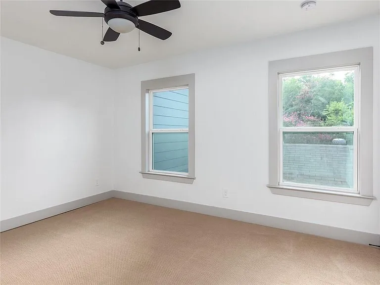 4612 Caswell Ave #B — Photo 24