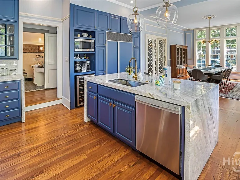 624 E Victory Dr — Photo 15