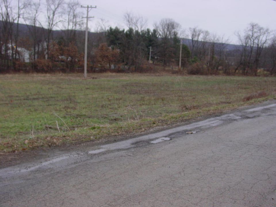 2nd image of Sycamore St