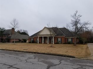 2140 Vaughn Ln, Montgomery, AL 36106