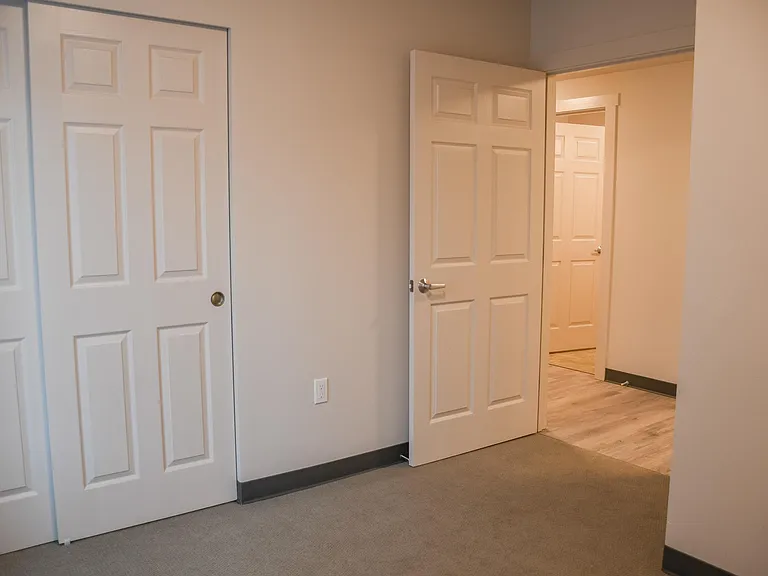 Kirkland Heights Apartments — Photo 91