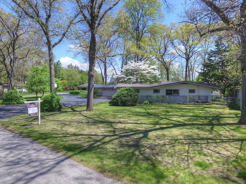 1st image of 23256 Greenleaf Blvd