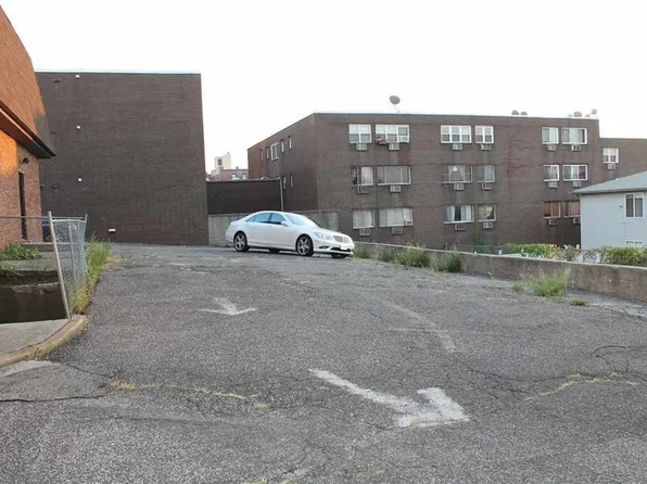 1919 Kennedy Boulevard image 4 of 28