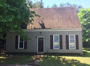 907 Madden Bridge Rd, Central, SC 29630