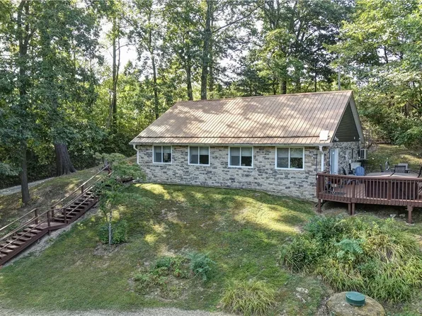 2227 Elk Rd SW, Carrollton, OH 44615