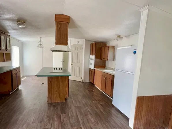 Meridian MHP, 645 Highway 441 Lot 12, Mc Rae Helena, GA 31055