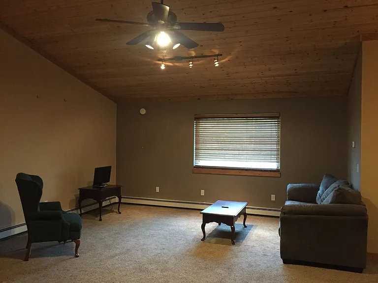 2361 Lindsborg Dr — Photo 9