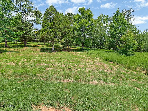 4th image of Serenity Dr Lot 18