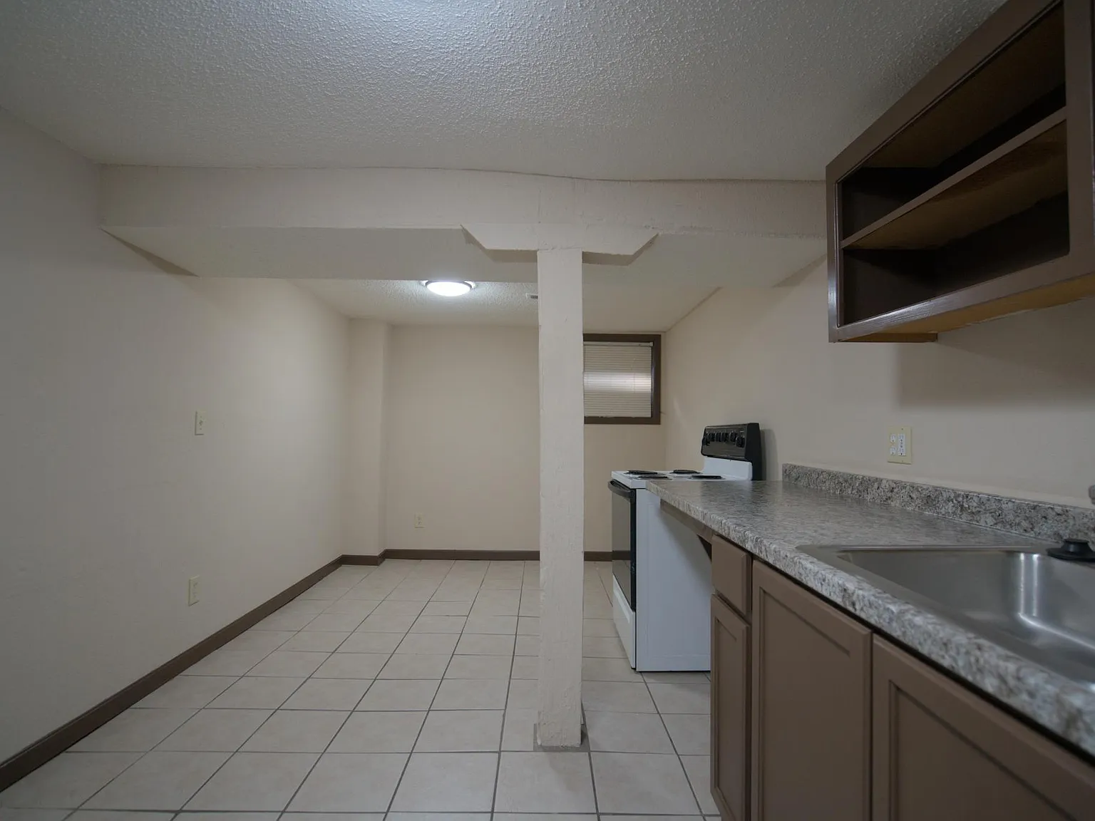 2 bed, $795 — Photo 2