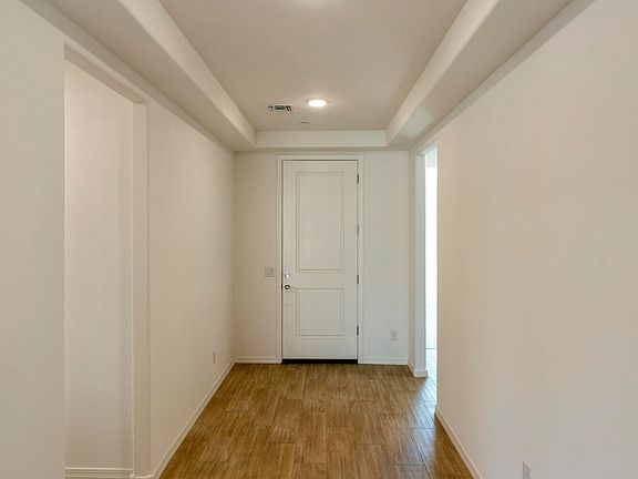 5th image of 15664 W MERCER Lane