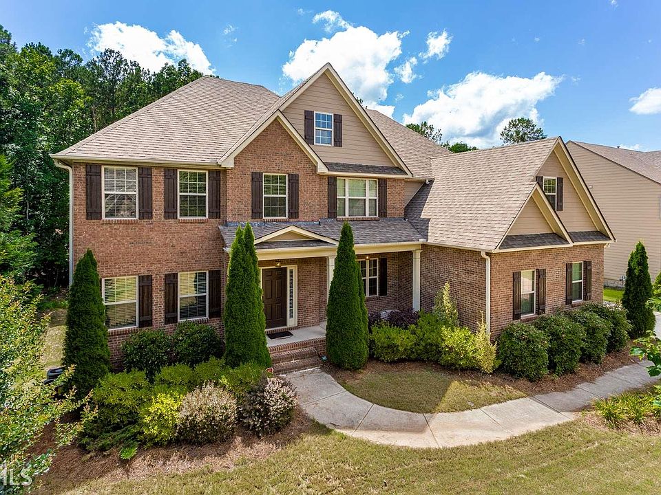 2nd image of 1082 Boxwood Ln