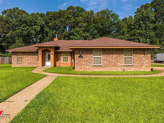 3rd image of 3002 Long Pines Dr