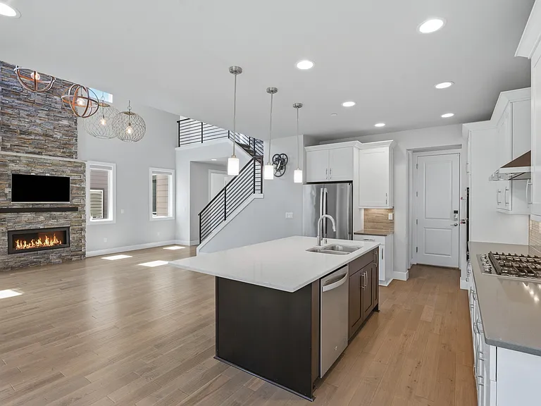 12150 164th Ct NE — Photo 10