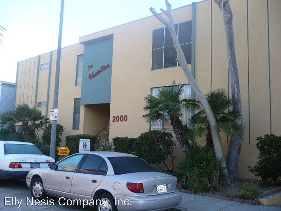1st image of 2000 Alberta Ave APT 6
