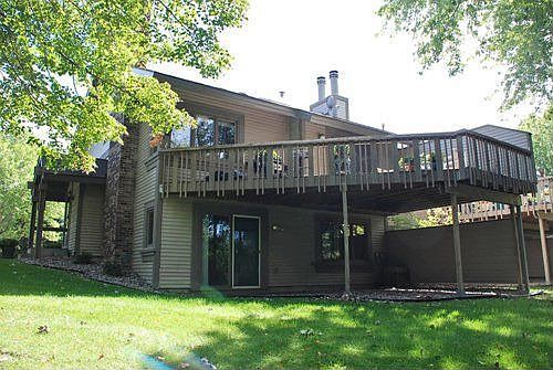 Huge Deck Overlooking Woods