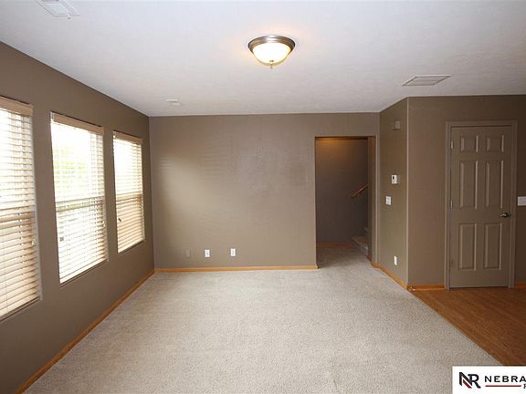 4th image of 4210 N 147th St