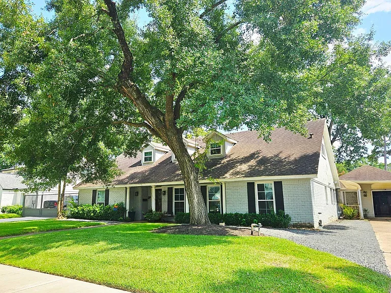 13047 Taylorcrest Rd — Photo 3