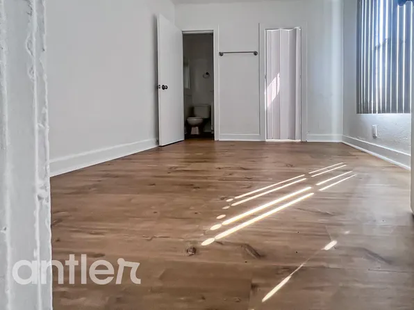 4238 S Hoover St #X1, Los Angeles, CA 90037