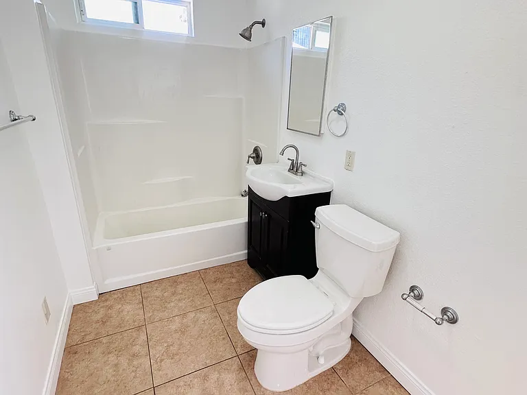 937 Euclid Ave — Photo 11