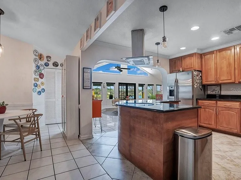 8142 Chianti Dr — Photo 17