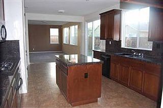 3rd image of 3682 Valley Oak Dr