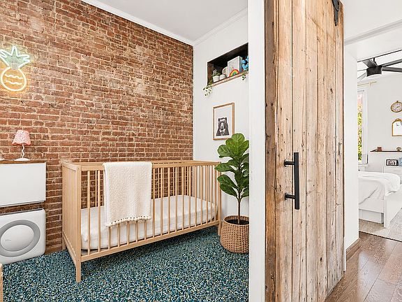 4th image of 98 Luquer St #3R