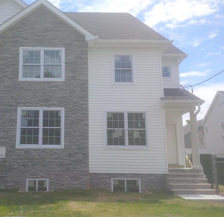 1st image of 1109 Park Ave