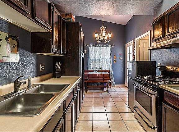 4th image of 14517 Canario Dr