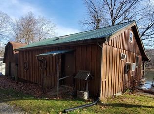 1541 Fishermans Cove Rd, Polk, PA 16342